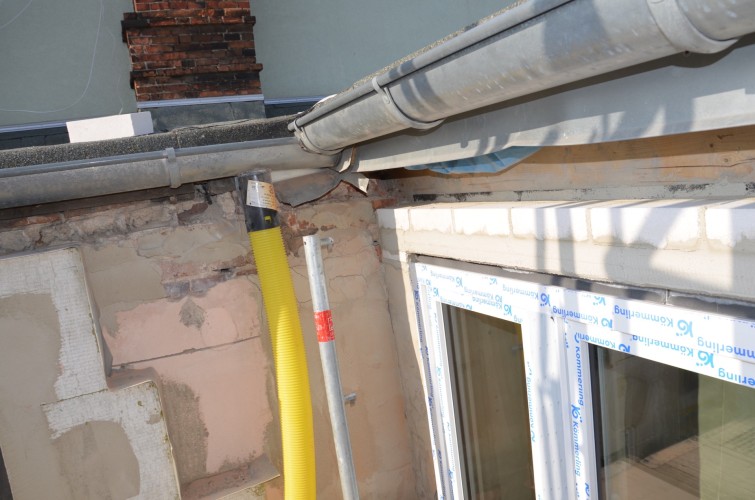 Erneuerung Fenster, Fassadendämmung und Dachentwässerung